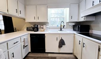 37 Sweetwater Ln, Barnwell, SC 29812
