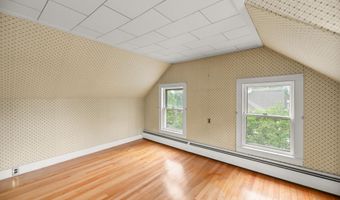 405 Western Ave, Augusta, ME 04330