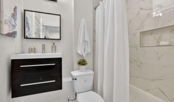 600 HARVARD St NW 1, Washington, DC 20001