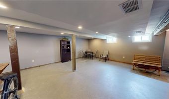 917 Valley Ave, Albert Lea, MN 56007