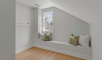 4 Rabbit Ln, Darien, CT 06820