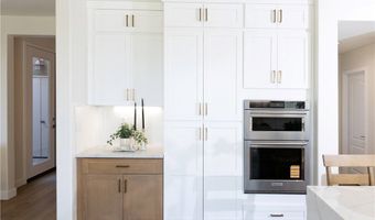 14055 Santa Barbara St, La Mirada, CA 90638