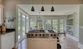 1194 Main St, Andrews, NC 28901