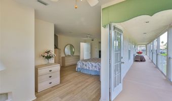 6107 MARBELLA Blvd, Apollo Beach, FL 33572
