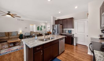 2113 NW Linwood Ct, Ankeny, IA 50023