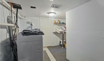 70 Perkins Ave, Cranston, RI 02910