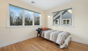 71 Village Ct 71, Berlin, MA 01503