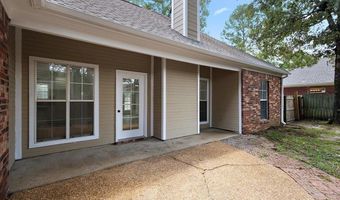 1007 Riverchase North Dr, Brandon, MS 39047