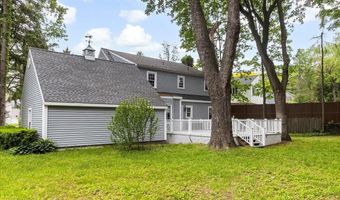 42 Pheasant Ridge Dr, Albany, NY 12211