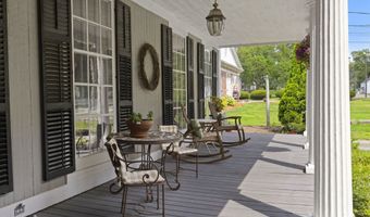 31 Canterbury Rd, Brooklyn, CT 06234