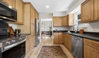 1701 Moreland Dr, Columbus, OH 43220