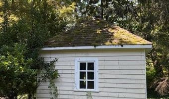 8209 BURNING TREE Rd, Bethesda, MD 20817