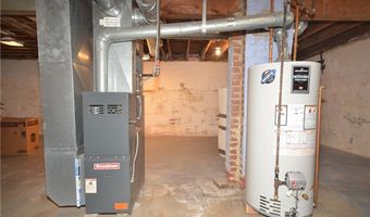 941 Austin Ave, Akron, OH 44306