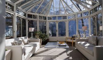 229 W Hallam St, Aspen, CO 81611