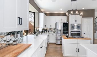 4011 Azure Ln, Addison, TX 75001