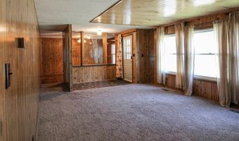 443 Piccadilly Cir, Bismarck, ND 58504