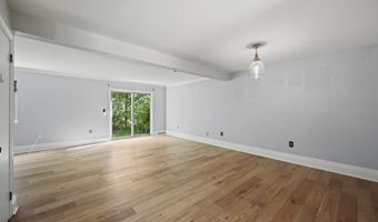 22 Mohawk Ct 22, Cromwell, CT 06416