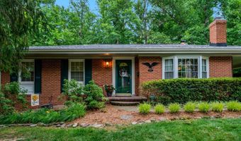 8422 GEORGIAN Way, Annandale, VA 22003