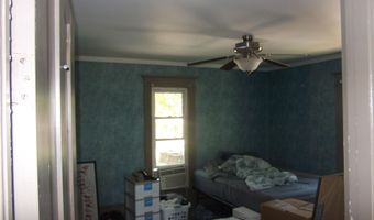 206 S Superior St, Angola, IN 46703