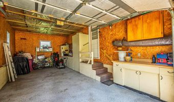 740 E Powers St, Albany, IN 47320