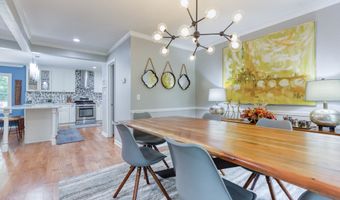 813 Lakeshore, Berkeley Lake, GA 30096