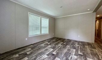 46 Quarry Hill Ests 46, Akron, NY 14001