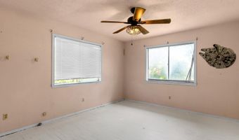 1829 W Lake Shore Dr, Alvarado, TX 76009