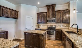 713 Westgate Dr, Aledo, TX 76008