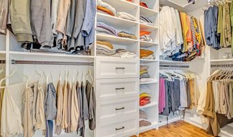 15 Woodchuck Dr, Barnegat, NJ 08005