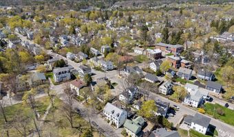 11 Linden St, Bath, ME 04530