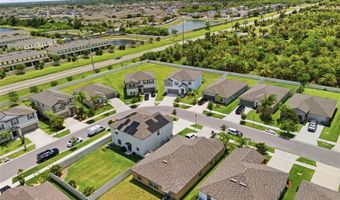 5052 WHITE CHICORY Dr, Apollo Beach, FL 33572