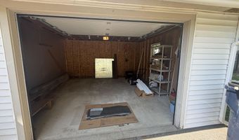 141 Forest Ave, Bangor, ME 04401