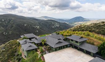 20877 Wild Willow Hollow Rd, Escondido, CA 92029