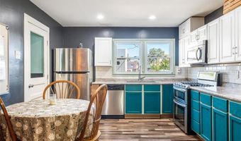 814 Indiana St, Baldwin City, KS 66006