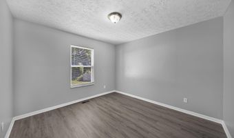 2392 Minerva Park Pl, Columbus, OH 43229