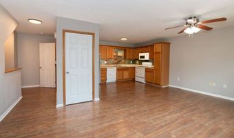 1062 10th Ave NW, Altoona, IA 50009