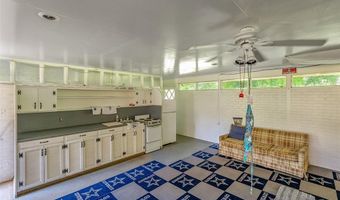 227 Gray St, Belcher, LA 71004