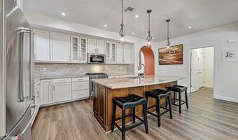 60 ALMARTE Cir, Carefree, AZ 85377