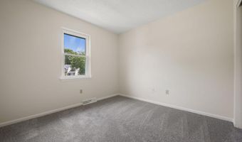 4 BRIARWOOD Ct, Dover, DE 19904