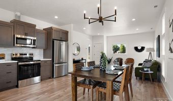 3821 N Jackie Ln, Boise, ID 83704