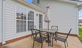 739 Running Creek Ln, Boiling Springs, SC 29316