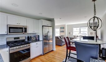 17 Mariner Way, Middletown, RI 02842