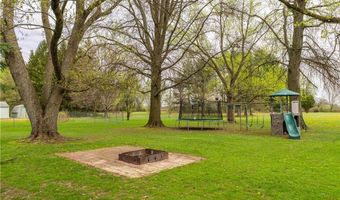 300 Homeworth Rd, Alliance, OH 44601