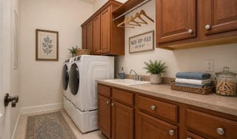 905 SQUARE LAKE Dr, Bartow, FL 33830