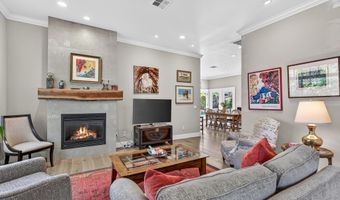 746 C St, Ashland, OR 97520