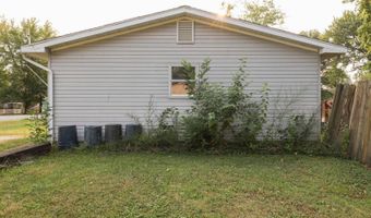 710 Field St, Altamont, IL 62411