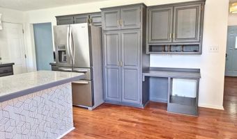 209 S KENTUCKY St, Adrian, MO 64720