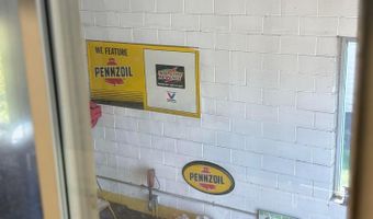 44 Miller Ave, Ashville, OH 43103