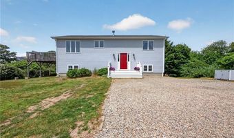 8 SOUTHWEST Rd, Narragansett, RI 02882