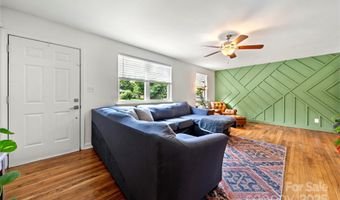3725 Sudbury Rd, Charlotte, NC 28205